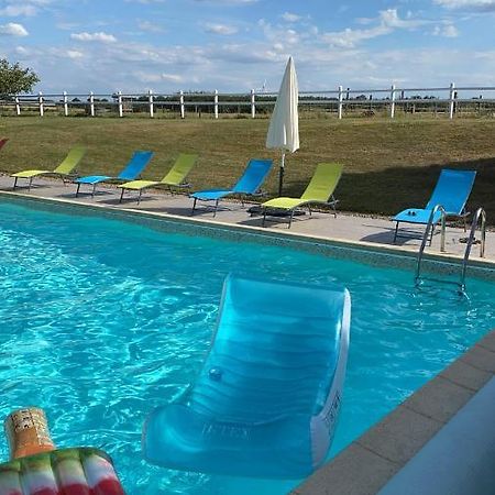 Loveyou Villalunoterie Futuroscope Piscine Spa 4Pers Oyre エクステリア 写真